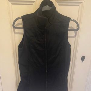 Lululemon Size 6 Lightweight Vest